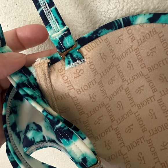 Victoria’s Secret Multi-Way Blue Bikini Top and Ruched Swim Skirt Size M / 34B - Picture 8 of 12